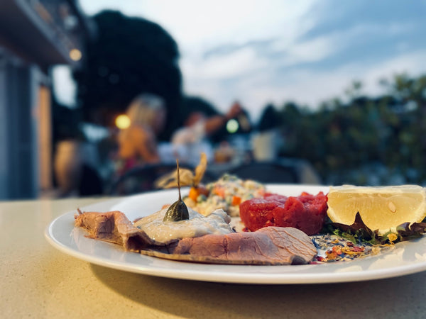 モスカート・ダスティとは:甘くて軽い微発泡ワインの「奥深い」世界